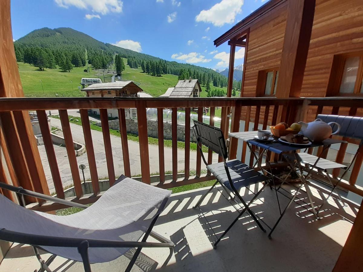 Skis Aux Pieds Dans Un Appartement Cosy Au Coeur Du Queyras Molines-en-Queyras Exterior foto